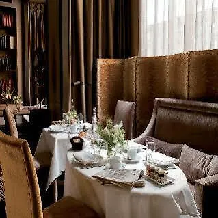 Esprit Saint Germain 5* Париж