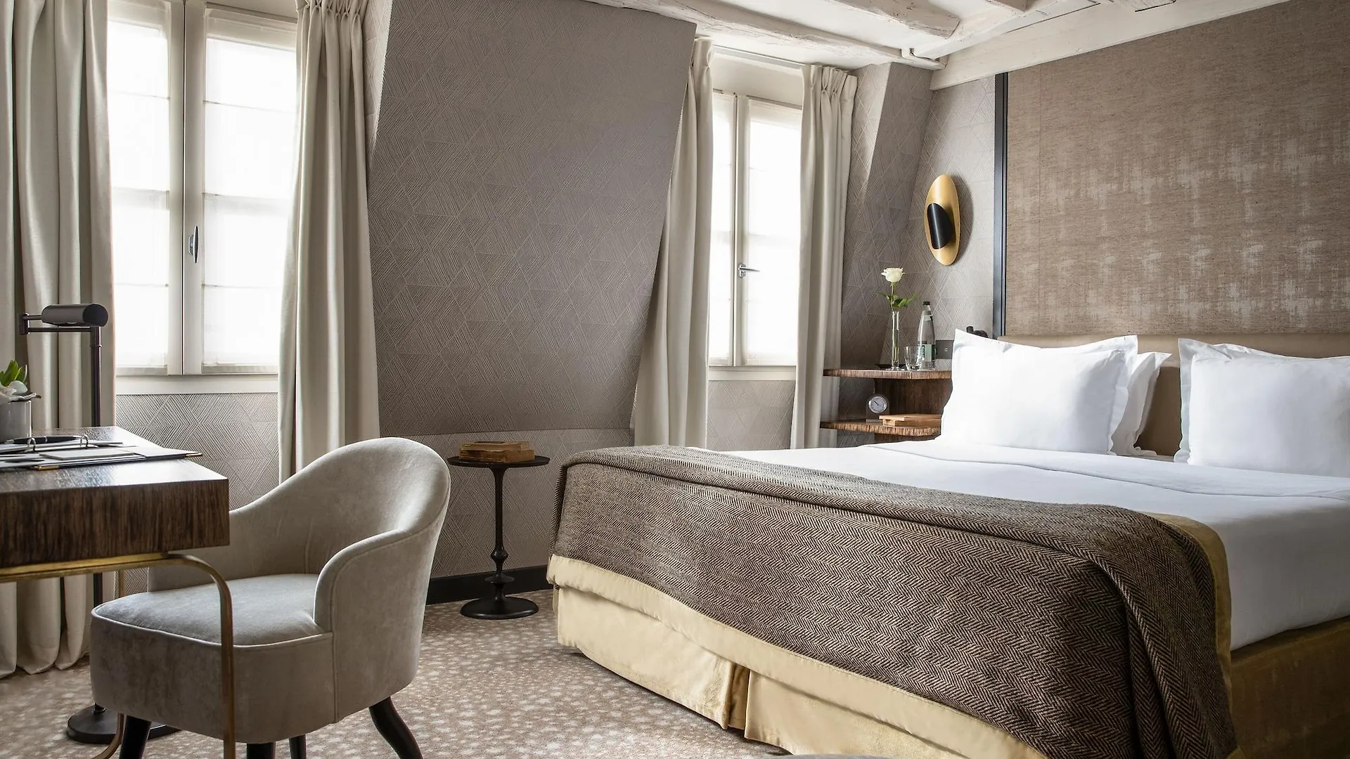 Esprit Saint Germain Paris