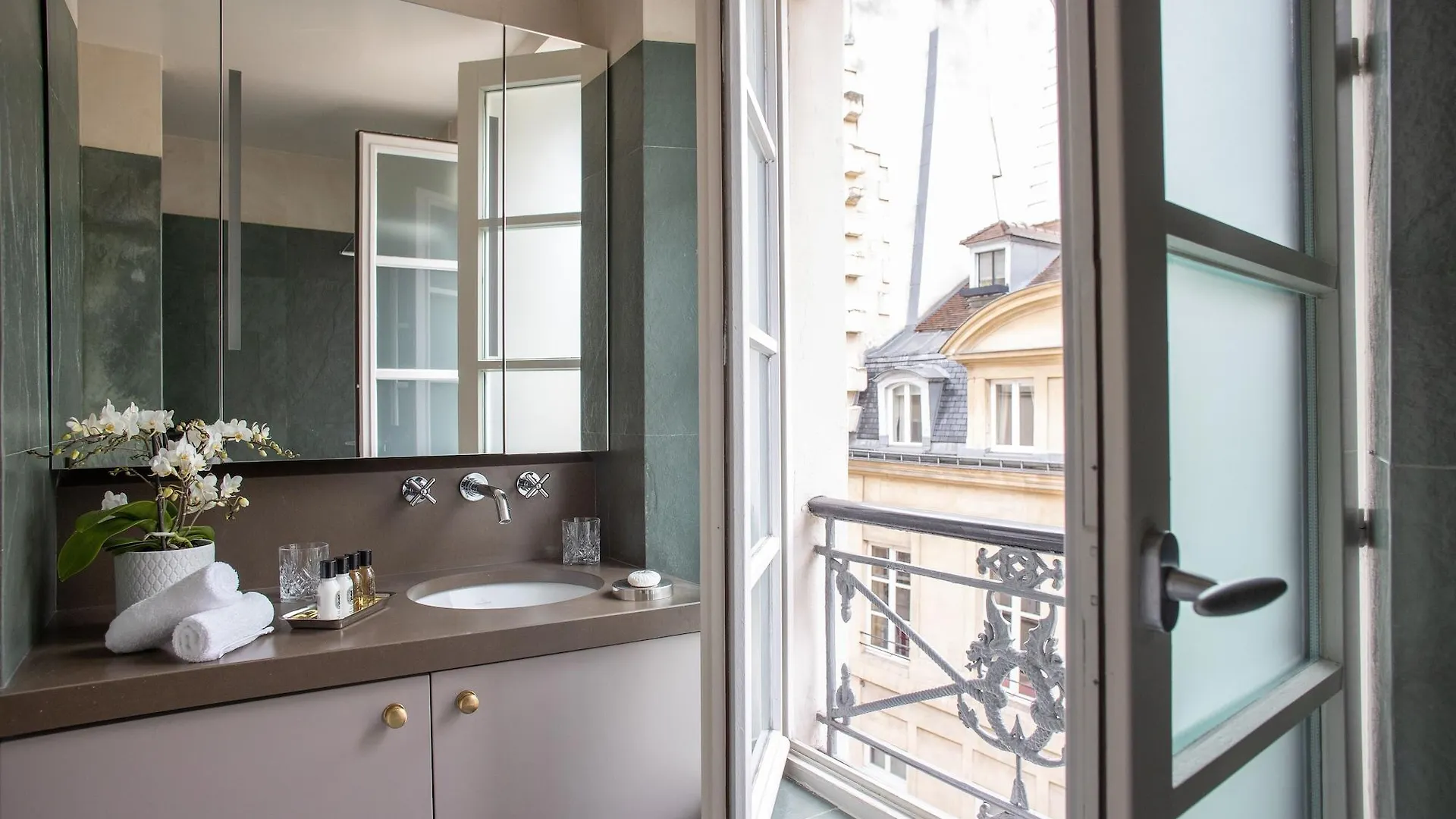 Hotel Esprit Saint Germain 5*